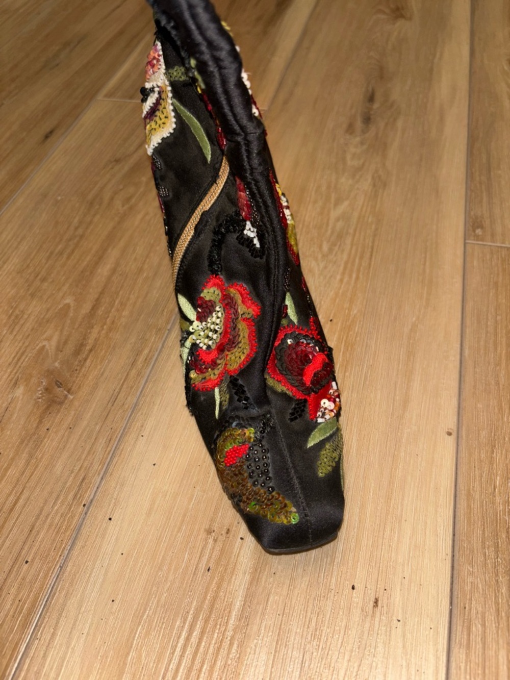 Rina Shah Vintage Beaded Floral Embroidered Black Satin Knee High Boots - Picture 10 of 14